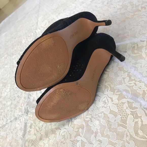 Nine West black suede leather perforated open toe booties - Picture 7 of 7